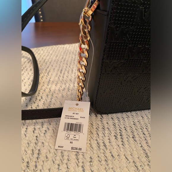 NWT! Michael Kors Jet Set Zip Crossbody Bag - Picture 15 of 16